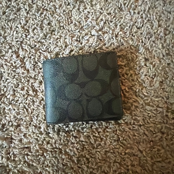 Coach Men/Women Wallet - Picture 1 of 3